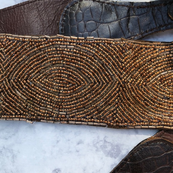 Beaded women’s belt - Picture 5 of 6